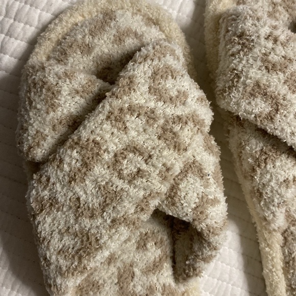 ๐ Cheetah Print Slipper Sandals - Picture 6 of 8